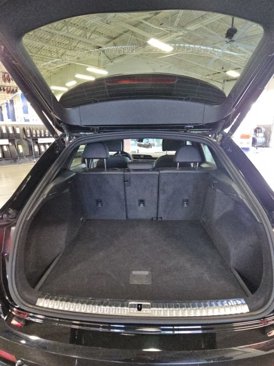 Used 2023 Audi Q3 2.0T Premium image 32