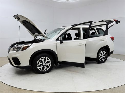 Used 2021 Subaru Forester Premium image 10
