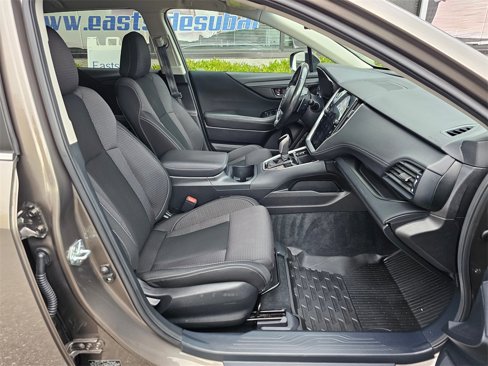 Used 2022 Subaru Outback Premium image 11