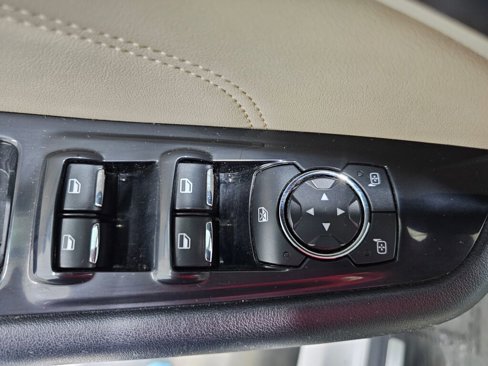 Used 2015 Ford Edge Titanium w/ Equipment Group 301A image 19