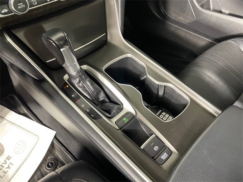 Used 2018 Honda Accord EX-L image 9
