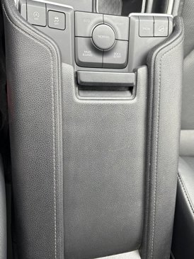 Used 2024 Toyota Grand Highlander Limited image 31