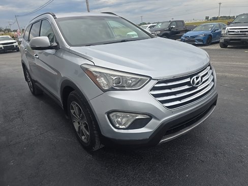 Used 2014 Hyundai Santa Fe GLS image 9