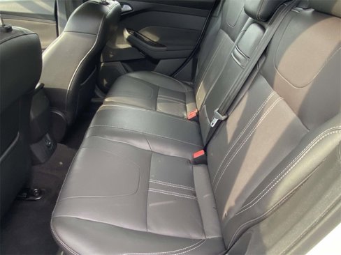 Used 2012 Ford Focus SEL image 10