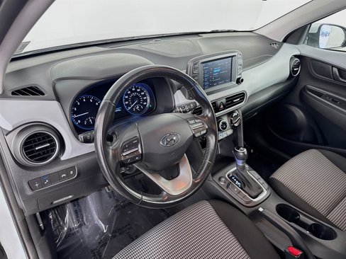 Certified 2021 Hyundai Kona SEL w/ Cargo Package image 9
