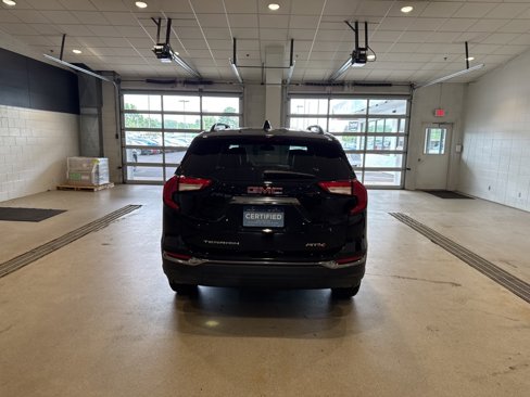 Certified 2023 GMC Terrain AT4 image 7