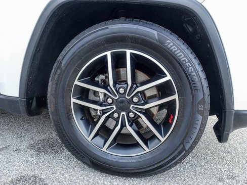 Used 2020 Jeep Grand Cherokee Trailhawk w/ Trailhawk Luxury Group image 9
