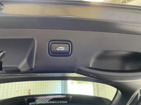 Used 2024 Kia Seltos SX w/ SX Sunroof Package image 32