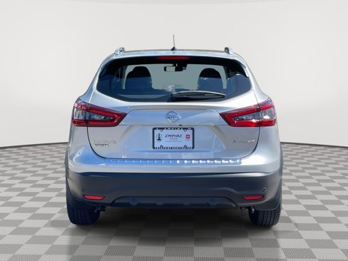 Used 2022 Nissan Rogue Sport SV w/ Technology Package image 6