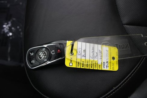 Used 2017 Buick Envision Essence image 8