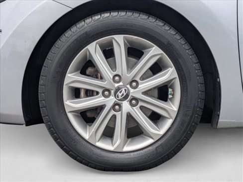 Used 2015 Hyundai Elantra SE w/ Option Group 02 image 22