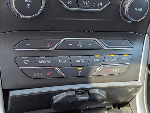 Used 2019 Ford Edge SEL w/ Equipment Group 201A image 26