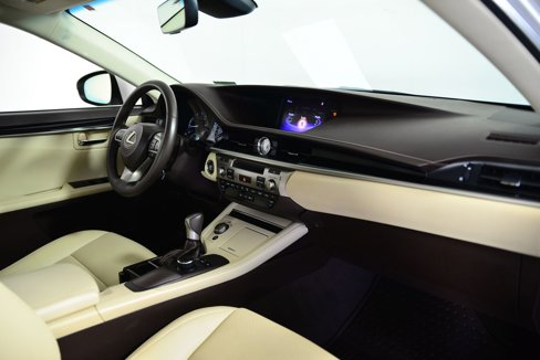 Used 2018 Lexus ES 350 image 21