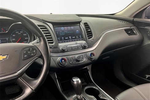 Used 2018 Chevrolet Impala LT image 6