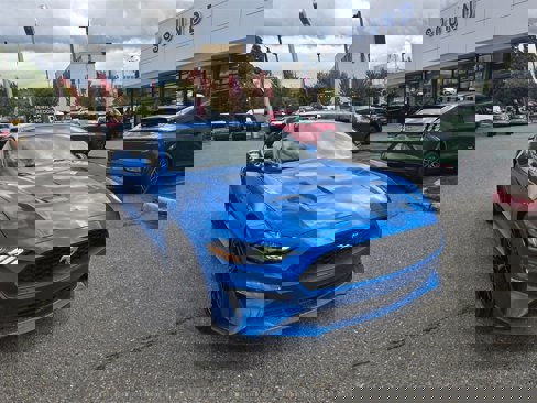 Used 2019 Ford Mustang Coupe image 3