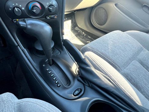 Used 2002 Oldsmobile Alero GL image 42
