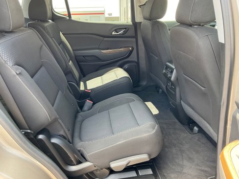 Used 2023 GMC Acadia SLE w/ Driver Convenience Package image 22