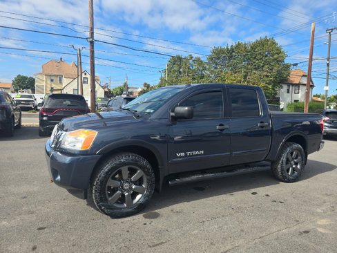 Used 2015 Nissan Titan SV w/ SV Value Truck Package image 2