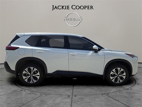 Used 2021 Nissan Rogue SV image 6