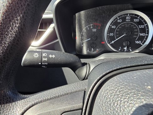 Used 2022 Toyota Corolla LE image 16