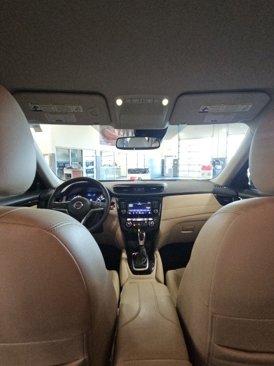 Used 2020 Nissan Rogue SL image 28