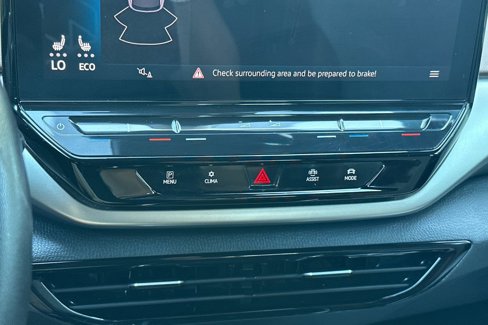 Certified 2023 Volkswagen ID.4 Pro image 21