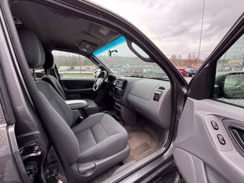 Used 2002 Ford Escape XLT image 15