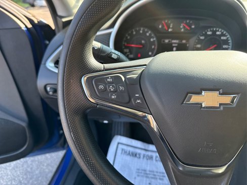 Used 2023 Chevrolet Malibu LT image 36