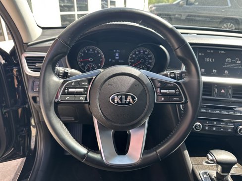 Used 2020 Kia Optima EX image 12
