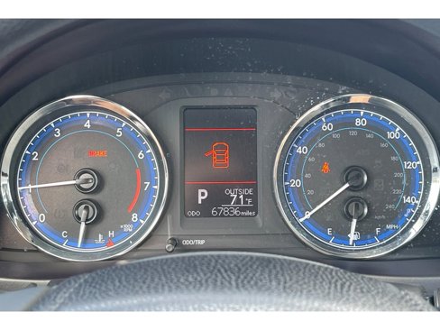 Used 2017 Toyota Corolla L image 34