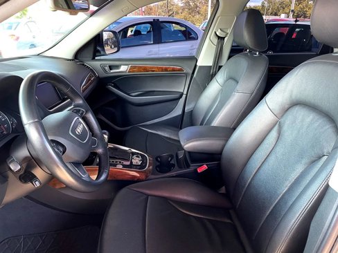 Used 2015 Audi Q5 2.0T Premium Plus w/ Technology Package image 9