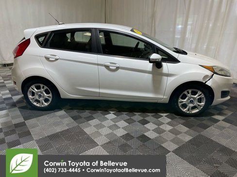 Used 2014 Ford Fiesta SE image 9