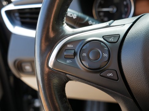 Used 2019 Buick Enclave Essence image 28