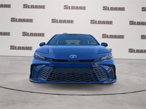 Used 2025 Toyota Camry SE image 8