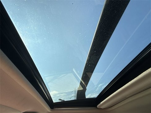 Used 2018 Subaru Crosstrek 2.0i Premium w/ Moonroof Package image 17