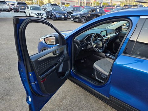 Used 2022 Ford Escape SE image 38