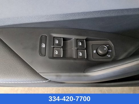 New 2025 Volkswagen Jetta SE image 18
