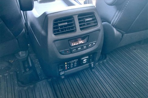 Used 2017 Honda Pilot Touring image 38
