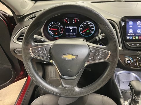 Used 2024 Chevrolet Malibu LT image 18
