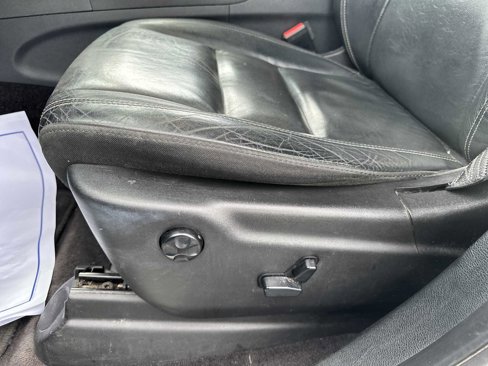 Used 2017 Jeep Grand Cherokee Limited image 24
