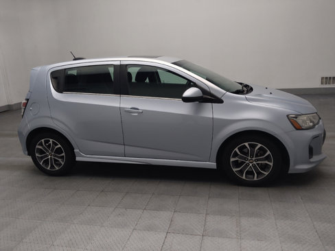 Used 2018 Chevrolet Sonic LT w/ Fun and Sun Package image 11
