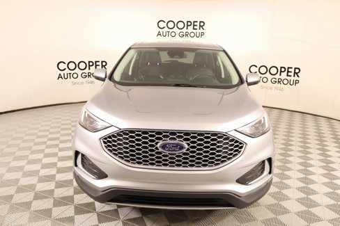 Used 2024 Ford Edge SEL image 9