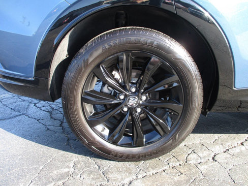 Used 2024 Buick Envista Sport Touring image 11
