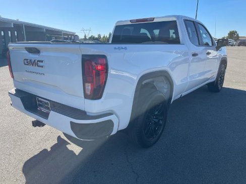 New 2026 GMC Sierra 1500 Pro w/ Graphite Edition image 5