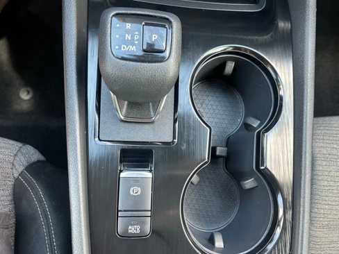Used 2022 Nissan Rogue SV image 28