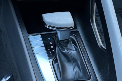 Used 2024 Hyundai Elantra SEL image 22