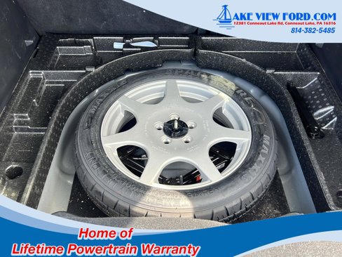 Used 2020 Ford Escape SE image 9
