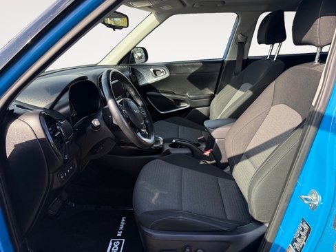 Used 2023 Kia Soul EX image 10