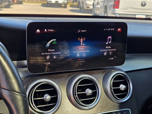 Used 2021 Mercedes-Benz GLC 300 4MATIC image 26