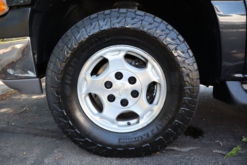 Used 2004 Chevrolet Tahoe LS image 37